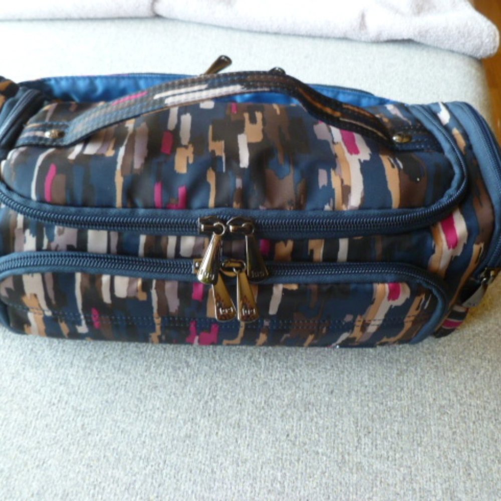 Lug Trolley Riverwalk Navy